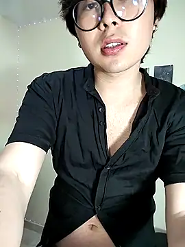 Snapshot of HeyImDante chatting on February 2026 03:10:01 AM HeyImDante online show from February 2026 03:10:01 AM
