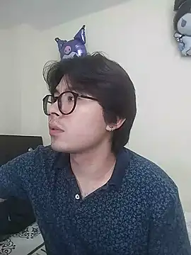 Snapshot of HeyImDante chatting on May 2026 12:38:01 AM HeyImDante online show from May 2026 12:38:01 AM