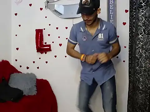 Snapshot of Caius_fox chatting on March 2026 11:50:02 AM Caius fox online show from March 2026 11:50:02 AM