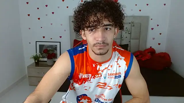 Snapshot of Caius_fox chatting on March 2026 11:38:01 AM Caius fox online show from March 2026 11:38:01 AM