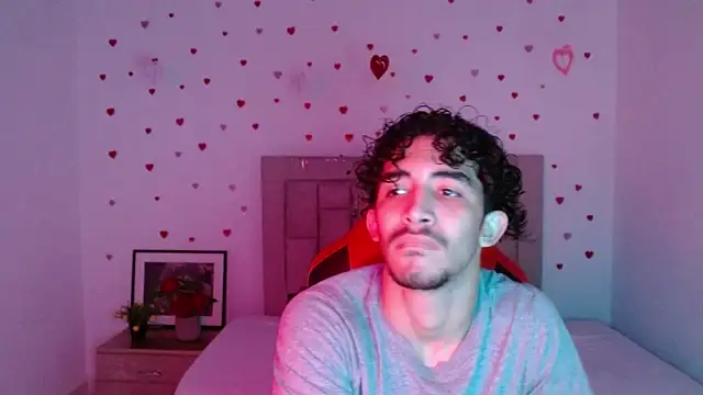 Snapshot of Caius_fox chatting on March 2026 11:36:01 AM Caius fox online show from March 2026 11:36:01 AM