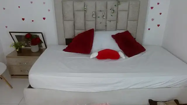 Snapshot of Caius_fox chatting on March 2026 11:25:01 AM Caius fox online show from March 2026 11:25:01 AM