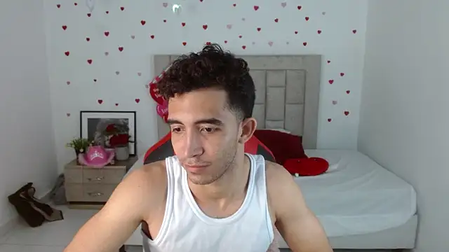 Snapshot of Caius_fox chatting on March 2026 11:21:02 AM Caius fox online show from March 2026 11:21:02 AM