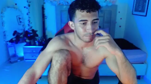 Snapshot of Caius_fox chatting on April 2026 01:41:01 PM Caius fox online show from April 2026 01:41:01 PM