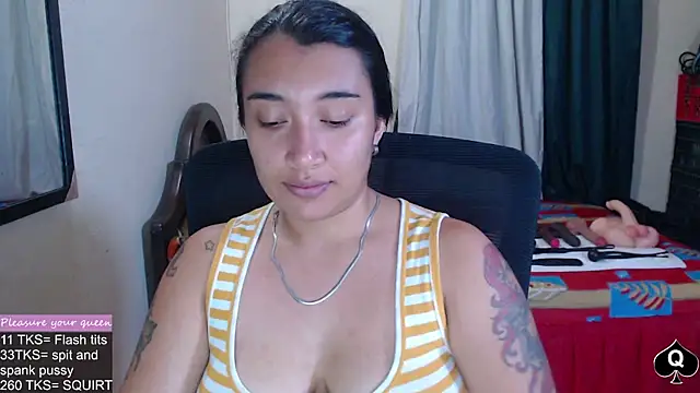 Snapshot of Robin_H00t_2 chatting on May 2026 10:30:01 PM Robin H00t 2 online show from May 2026 10:30:01 PM