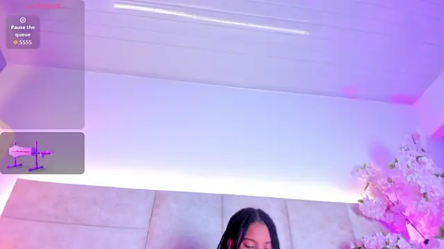 Snapshot of IsabelaRoman chatting on April 2026 08:25:02 PM IsabelaRoman online show from April 2026 08:25:02 PM