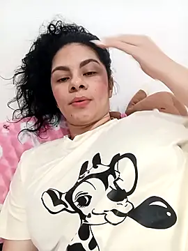 luna pinky online show from February 2026 07:12:01 PM