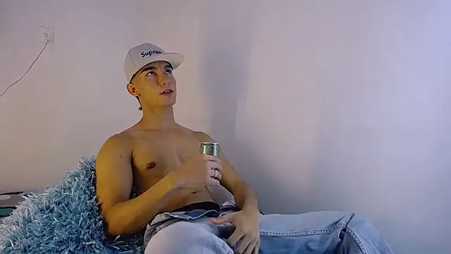 BabyAndy  online show from February 2026 06:06:01 PM