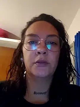 kuramaqueen online show from February 2026 01:09:01 AM