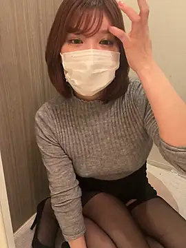  3 mNm 3  online show from April 2026 02:36:02 PM