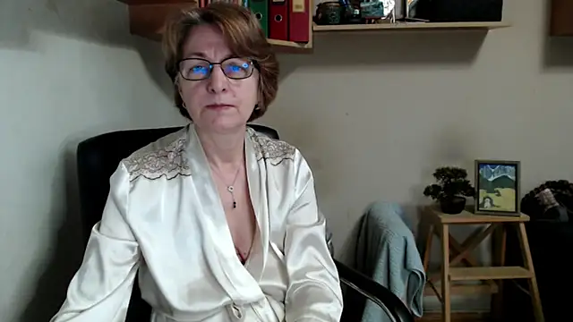 katemodel online show from April 2026 08:44:02 AM