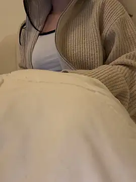 Snapshot of Sara0202 chatting on March 2026 10:13:02 PM Sara0202 online show from March 2026 10:13:02 PM