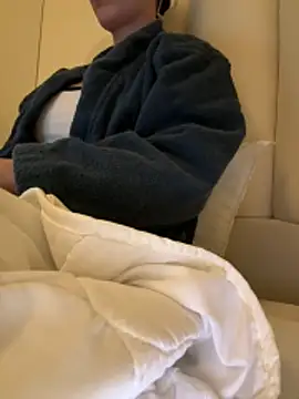 Snapshot of Sara0202 chatting on March 2026 08:35:02 PM Sara0202 online show from March 2026 08:35:02 PM