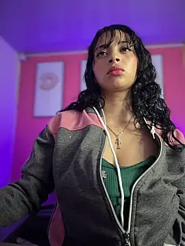 Snapshot of Sasha-18 chatting on February 2026 01:07:02 PM Sasha-18 online show from February 2026 01:07:02 PM