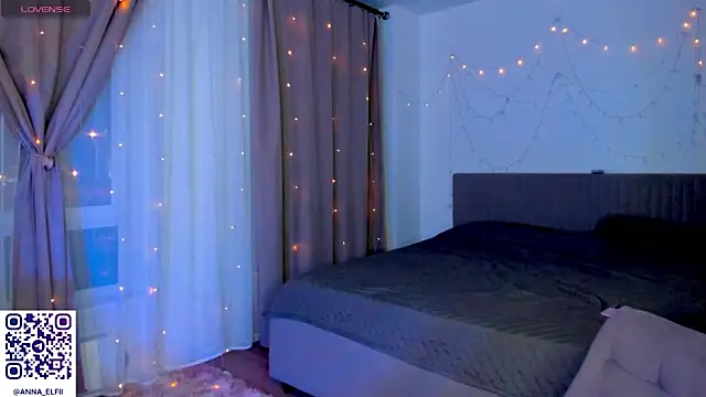 Anna Elfii online show from March 2026 06:02:02 PM