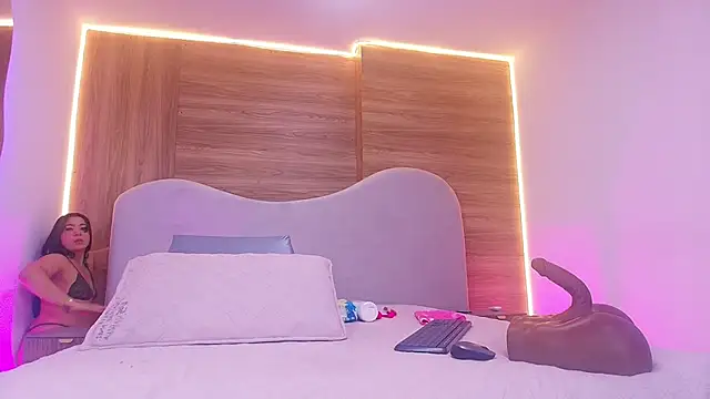 Snapshot of shaina_adams chatting on March 2026 11:59:02 AM shaina adams online show from March 2026 11:59:02 AM