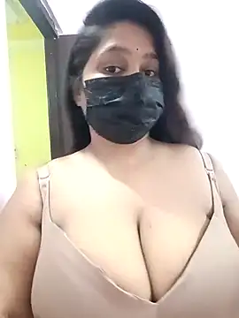 Snapshot of Aliya_Hott chatting on March 2026 05:24:01 AM Aliya Hott online show from March 2026 05:24:01 AM