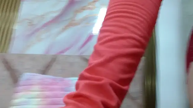 ElaMurray02 online show from April 2026 12:44:02 PM