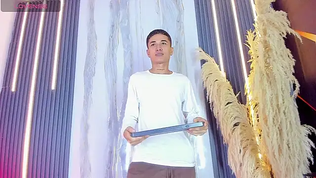 Matheus Ic online show from February 2026 12:33:01 PM