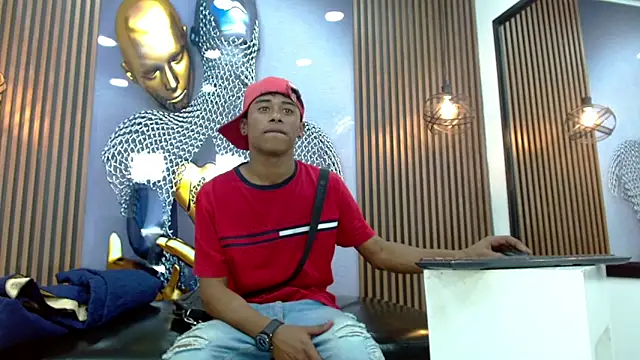 Snapshot of TonnyMarck chatting on February 2026 04:30:01 PM TonnyMarck online show from February 2026 04:30:01 PM