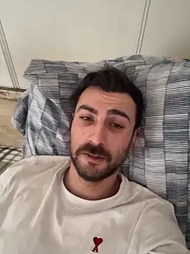 Snapshot of Aliiiix chatting on February 2026 11:47:02 AM Aliiiix online show from February 2026 11:47:02 AM