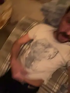 Snapshot of Aliiiix chatting on February 2026 01:42:02 AM Aliiiix online show from February 2026 01:42:02 AM