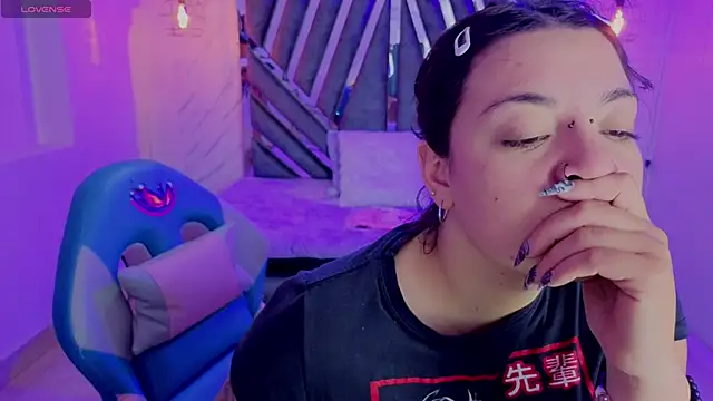  Vermell  online show from March 2026 06:35:02 PM