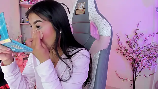 mavi boo online show from February 2026 06:17:01 PM