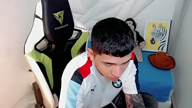 Snapshot of Black_diamondd_ chatting on February 2026 01:36:01 PM Black diamondd online show from February 2026 01:36:01 PM