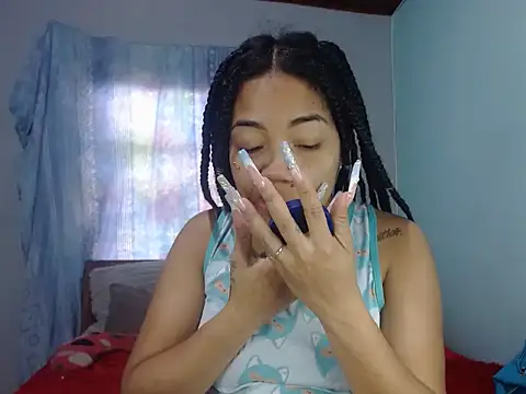 Snapshot of Sexy_Supermomm chatting on March 2026 06:25:01 PM Sexy Supermomm online show from March 2026 06:25:01 PM