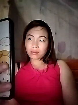 Ella-aa online show from April 2026 10:30:02 PM