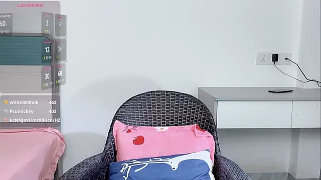 Snapshot of xianxian-baby chatting on March 2026 07:00:02 AM xianxian-baby online show from March 2026 07:00:02 AM