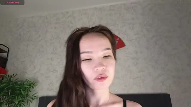 saya li11 online show from March 2026 06:22:02 PM