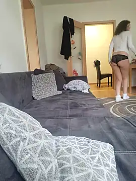 Isa363636 online show from February 2026 10:30:01 AM