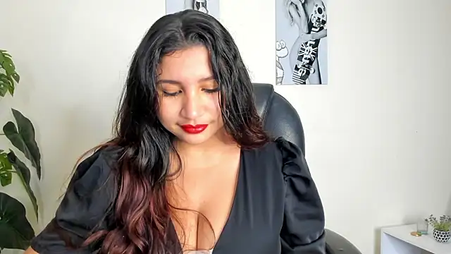 Snapshot of Victoria_Rosee chatting on February 2026 12:37:02 PM Victoria Rosee online show from February 2026 12:37:02 PM