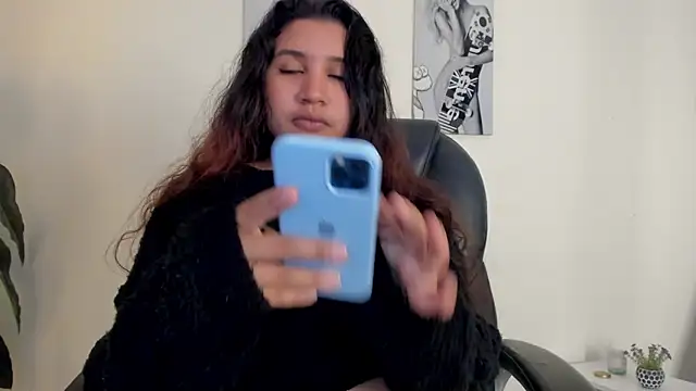 Snapshot of Victoria_Rosee chatting on February 2026 12:53:02 PM Victoria Rosee online show from February 2026 12:53:02 PM