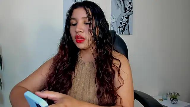 Snapshot of Victoria_Rosee chatting on February 2026 12:54:01 PM Victoria Rosee online show from February 2026 12:54:01 PM