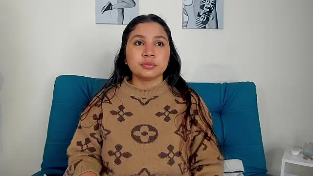 Snapshot of Victoria_Rosee chatting on February 2026 12:34:01 PM Victoria Rosee online show from February 2026 12:34:01 PM