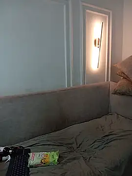 Nahomi Williams  online show from July 2026 01:06:02 PM