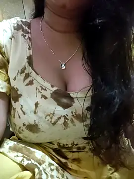 Snapshot of PARI51 chatting on April 2026 08:43:01 PM PARI51 online show from April 2026 08:43:01 PM