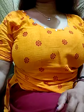 Snapshot of PARI51 chatting on April 2026 07:59:01 PM PARI51 online show from April 2026 07:59:01 PM