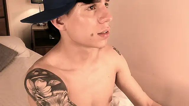 Snapshot of Angel_eros_ chatting on March 2026 07:15:01 AM Angel eros online show from March 2026 07:15:01 AM