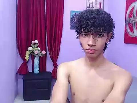 bigcock twinks online show from February 2026 11:53:02 PM