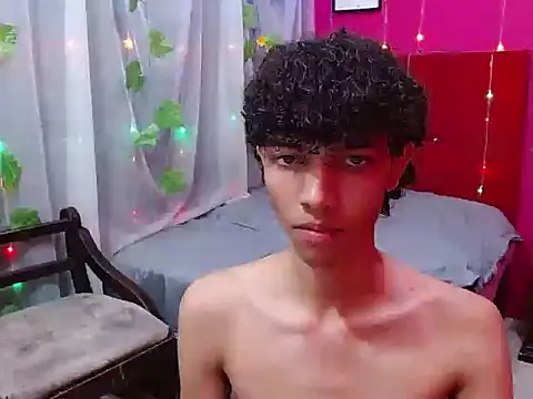 bigcock twinks online show from February 2026 04:57:01 AM