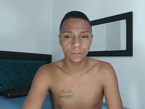 Snapshot of hotboyluxe chatting on April 2026 02:03:01 AM hotboyluxe online show from April 2026 02:03:01 AM