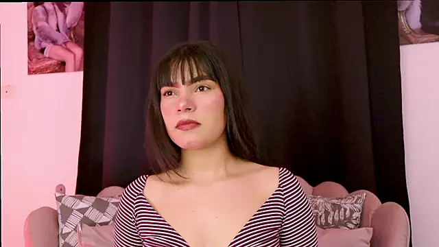 Snapshot of dakotacollins_ chatting on May 2026 03:14:01 AM dakotacollins online show from May 2026 03:14:01 AM