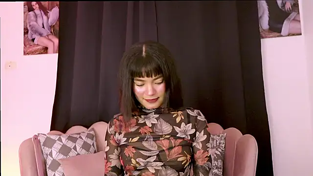 Snapshot of dakotacollins_ chatting on May 2026 03:14:02 AM dakotacollins online show from May 2026 03:14:02 AM
