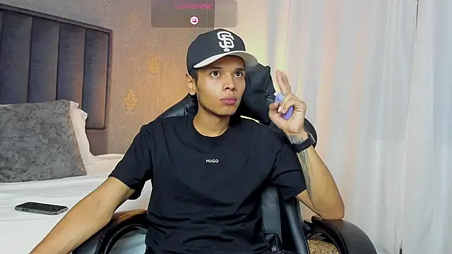 Alejandroo Montenegro online show from March 2026 09:08:01 PM