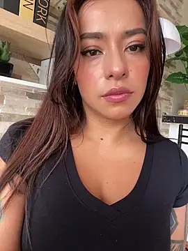 foxxy lover online show from April 2026 04:23:01 PM