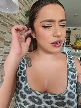 foxxy lover online show from July 2026 06:43:02 PM